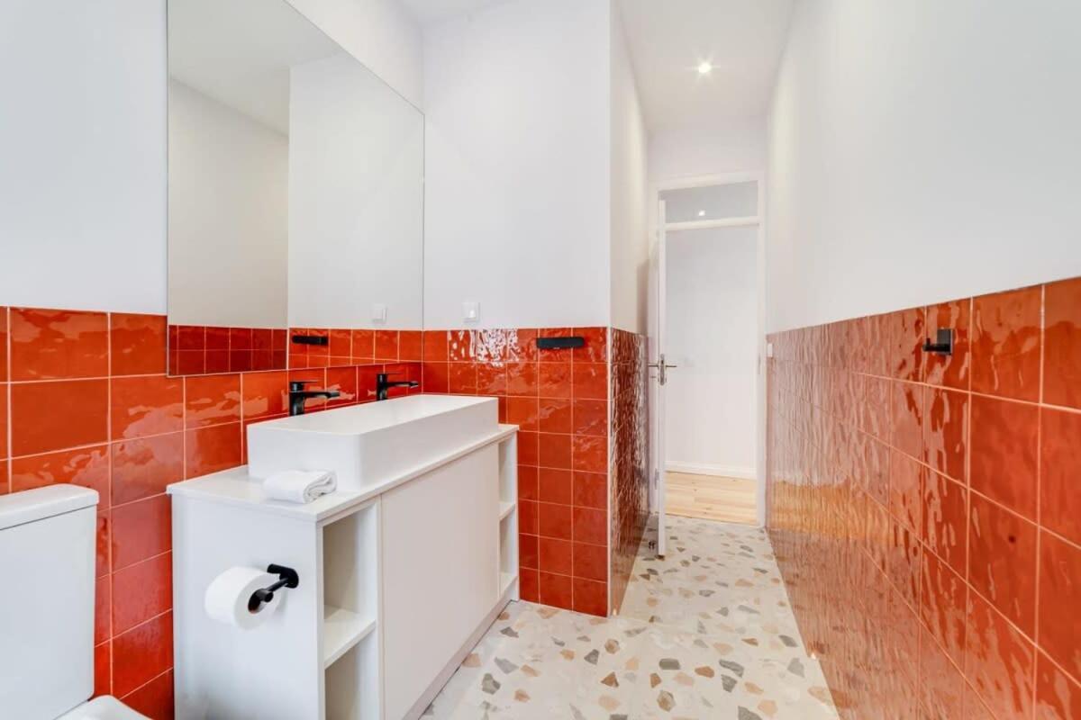 Cozy Coastal Getaway 3Br Apartment In Estoril Exterior foto